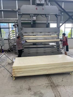 EVA Spuma Press Machine 30 tonnellate Forza di compressione 6-12 strati