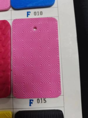 Stampo EVA personalizzato per soluzioni di produzione efficienti